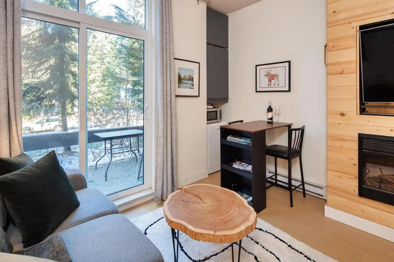 Impeccable Glacier Lodge Hotel Room W Pool+Hot Tub Whistler Apartment