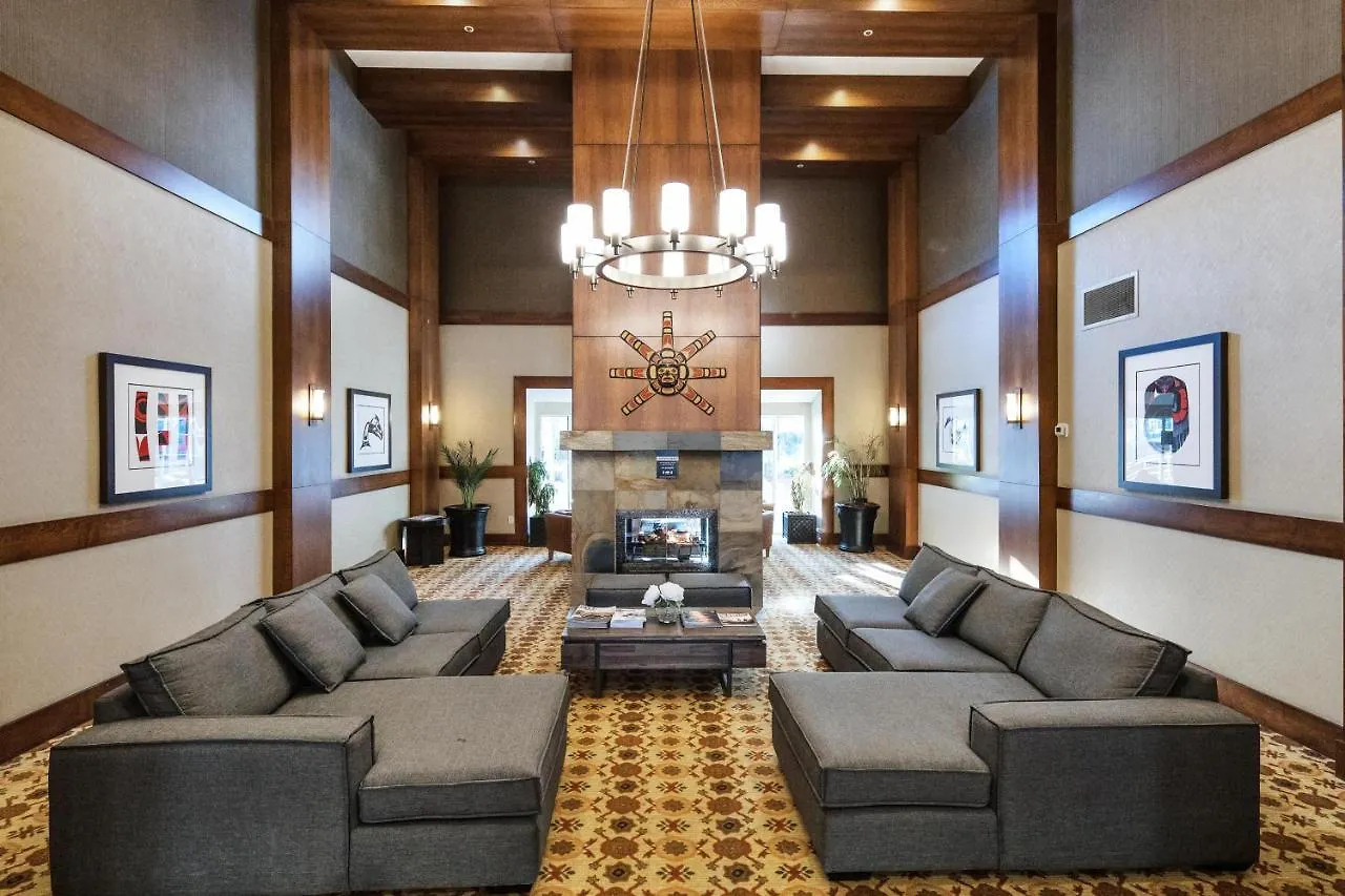 Apartment Impeccable Glacier Lodge Hotel Room W Pool+Hot Tub Whistler